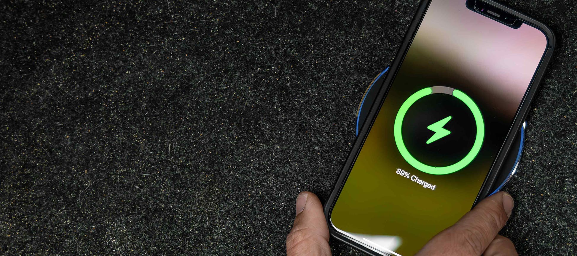 STEDI Wireless Charger | Smiley
